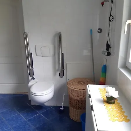 Monikas Gaestehaeuser Seeblick Himmelpfort