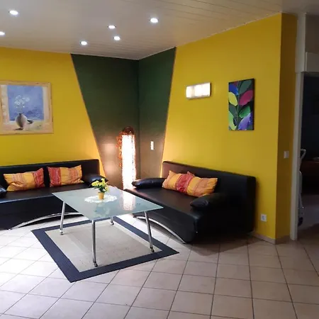 Monikas Gaestehaeuser Seeblick Feriepark *