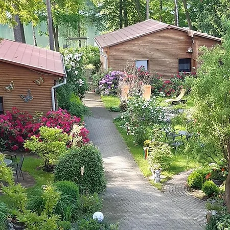 Monikas Gaestehaeuser Seeblick Himmelpfort