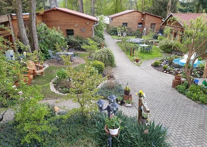 Monikas Gaestehaeuser Seeblick 假日公园