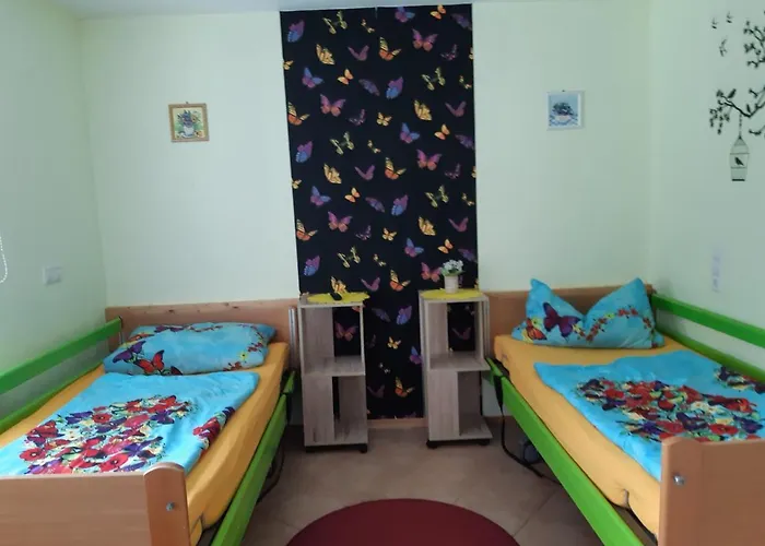 假日公园 Monikas Gaestehaeuser Seeblick *